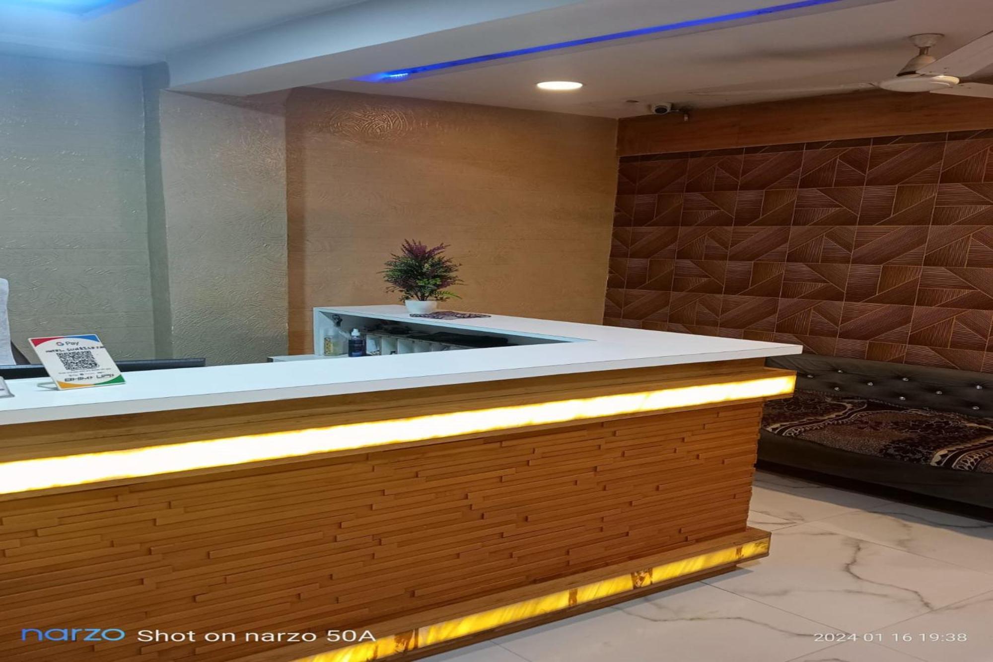 Hotel New Lake View อาเมดาบัด ภายนอก รูปภาพ
